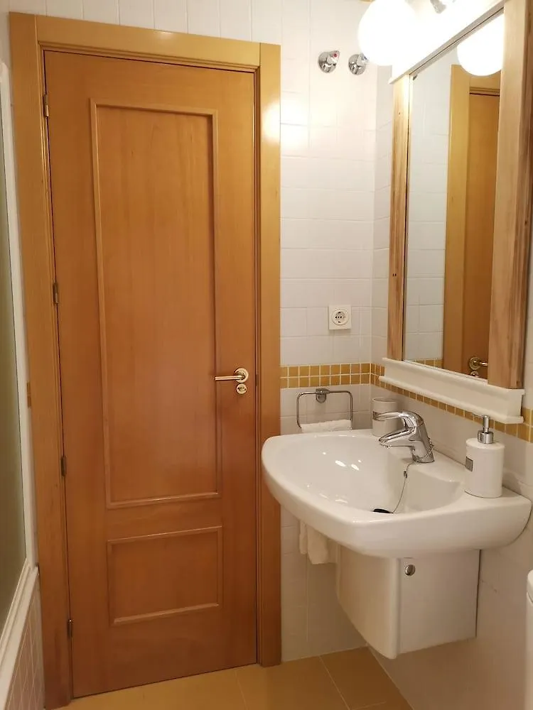Teodosio Apartment And Free Parking Seville 3*,