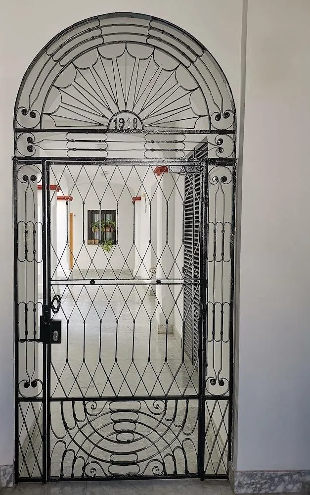 *** Hotel Teodosio Apartment And Free Parking Seville Spain